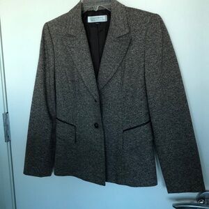 Tahari two piece women’s suit, dark brown tweed